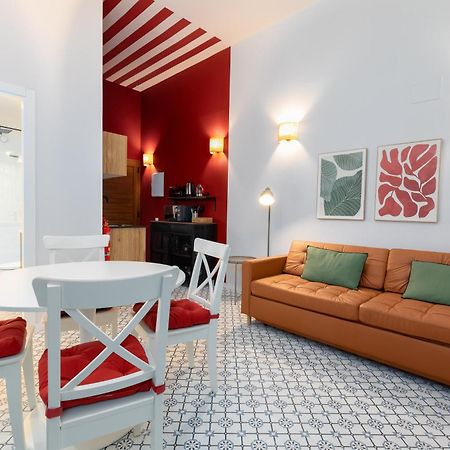 ולנסיה The Little Village Apartments מראה חיצוני תמונה