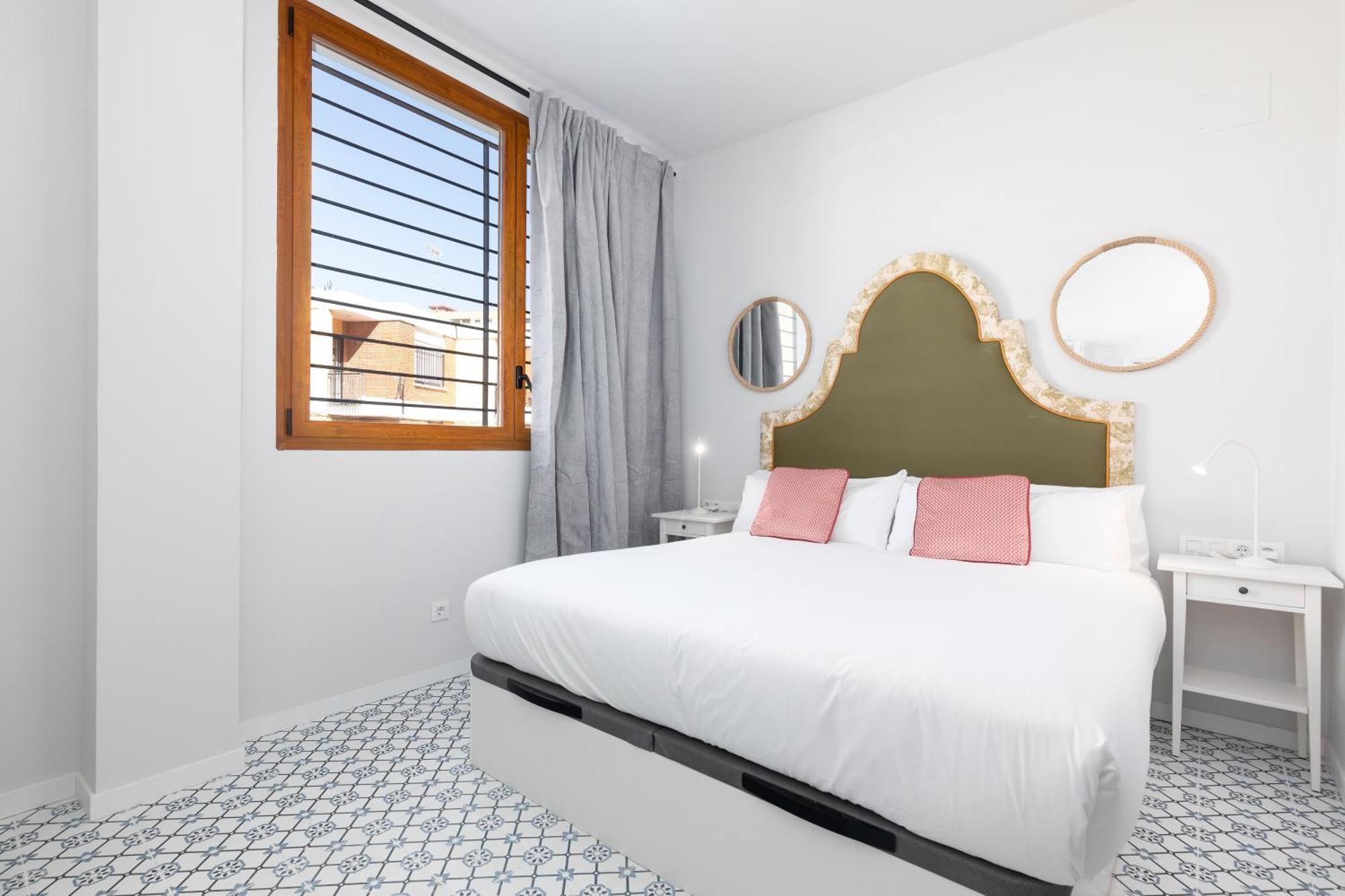 ולנסיה The Little Village Apartments מראה חיצוני תמונה