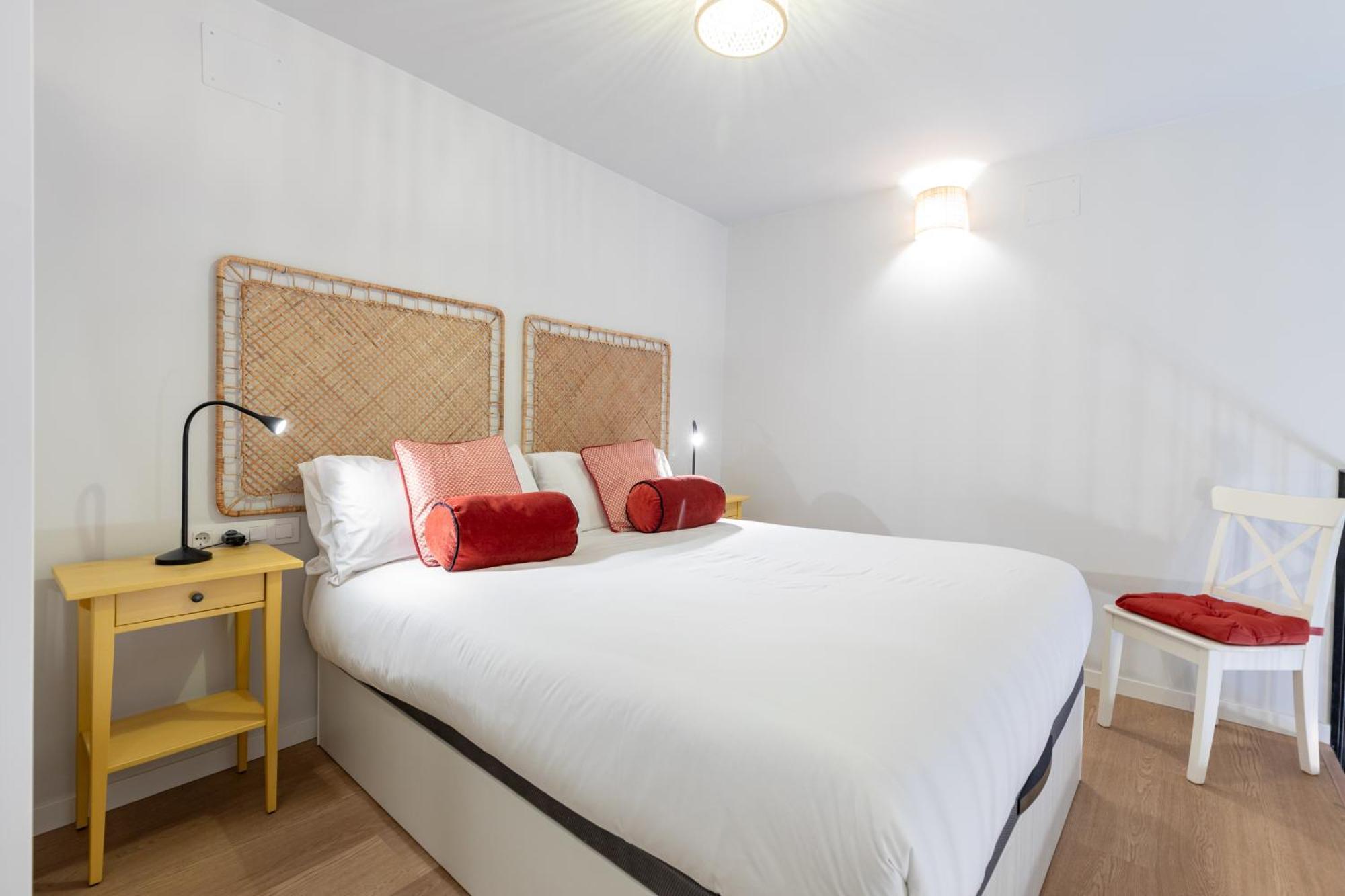 ולנסיה The Little Village Apartments מראה חיצוני תמונה