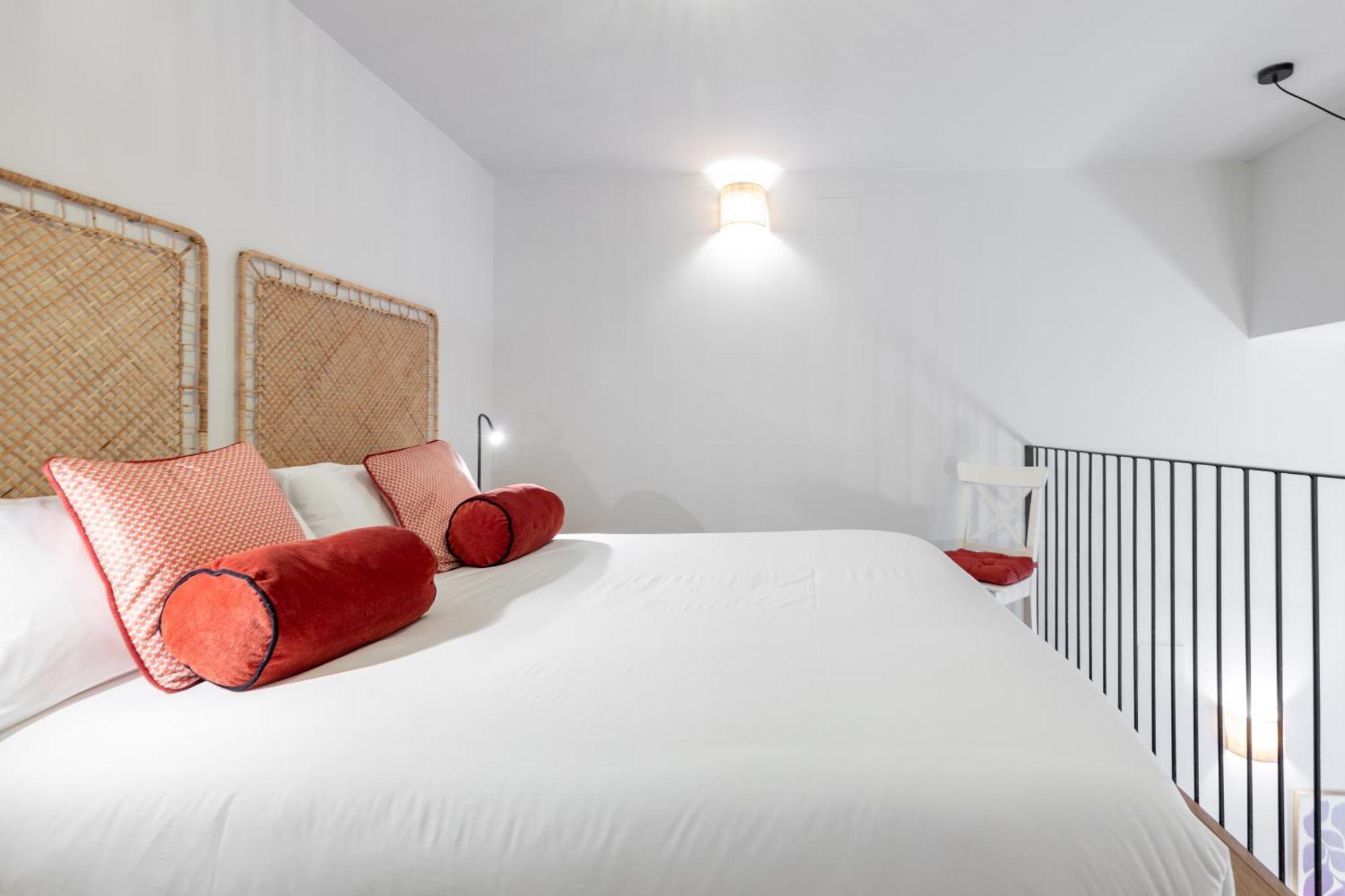 ולנסיה The Little Village Apartments מראה חיצוני תמונה