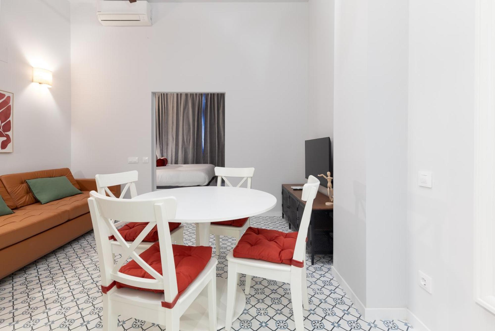 ולנסיה The Little Village Apartments מראה חיצוני תמונה